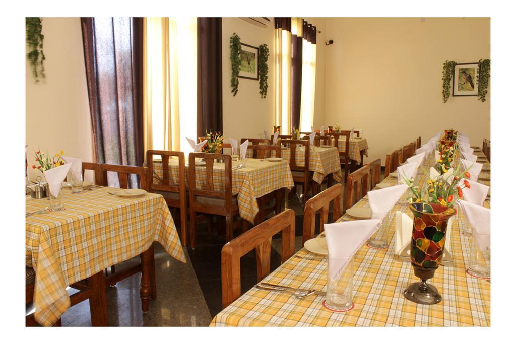 Geetanjali Hotel & Motel Bharatpur Exterior foto